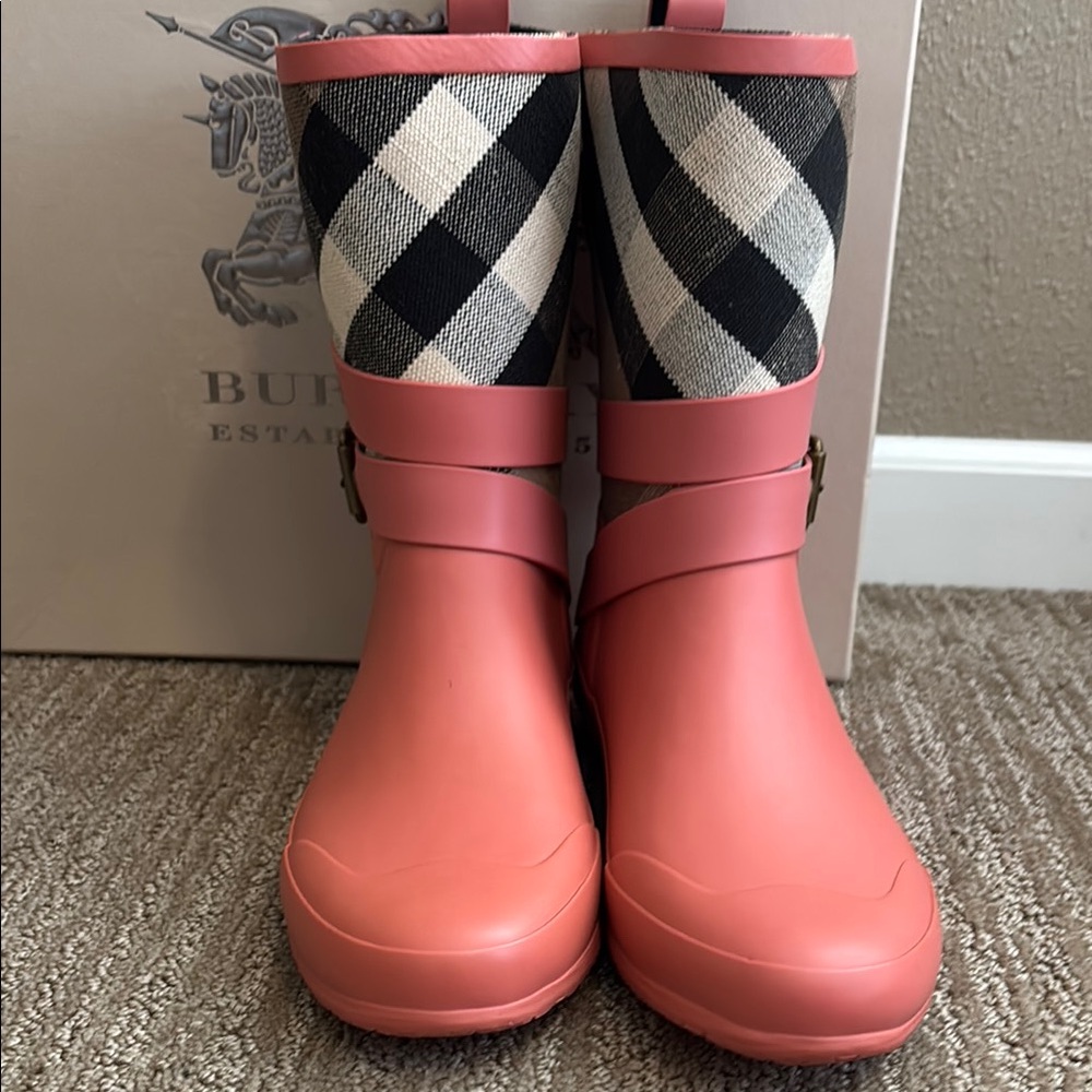 Burberry Pink Plaid Rain Boots - Picture 3 of 7